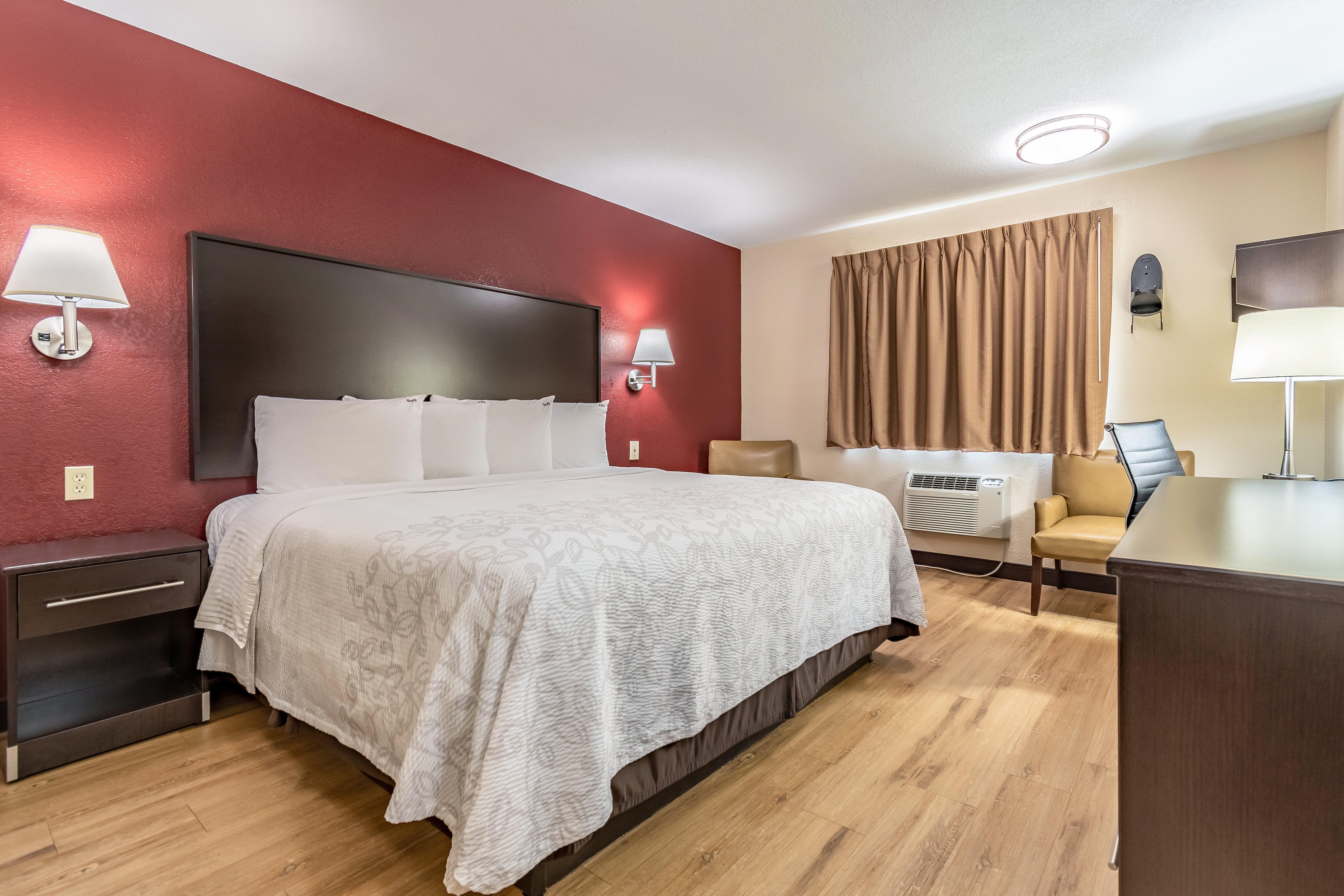 Red Roof Inn Plus+ Huntsville Extérieur photo
