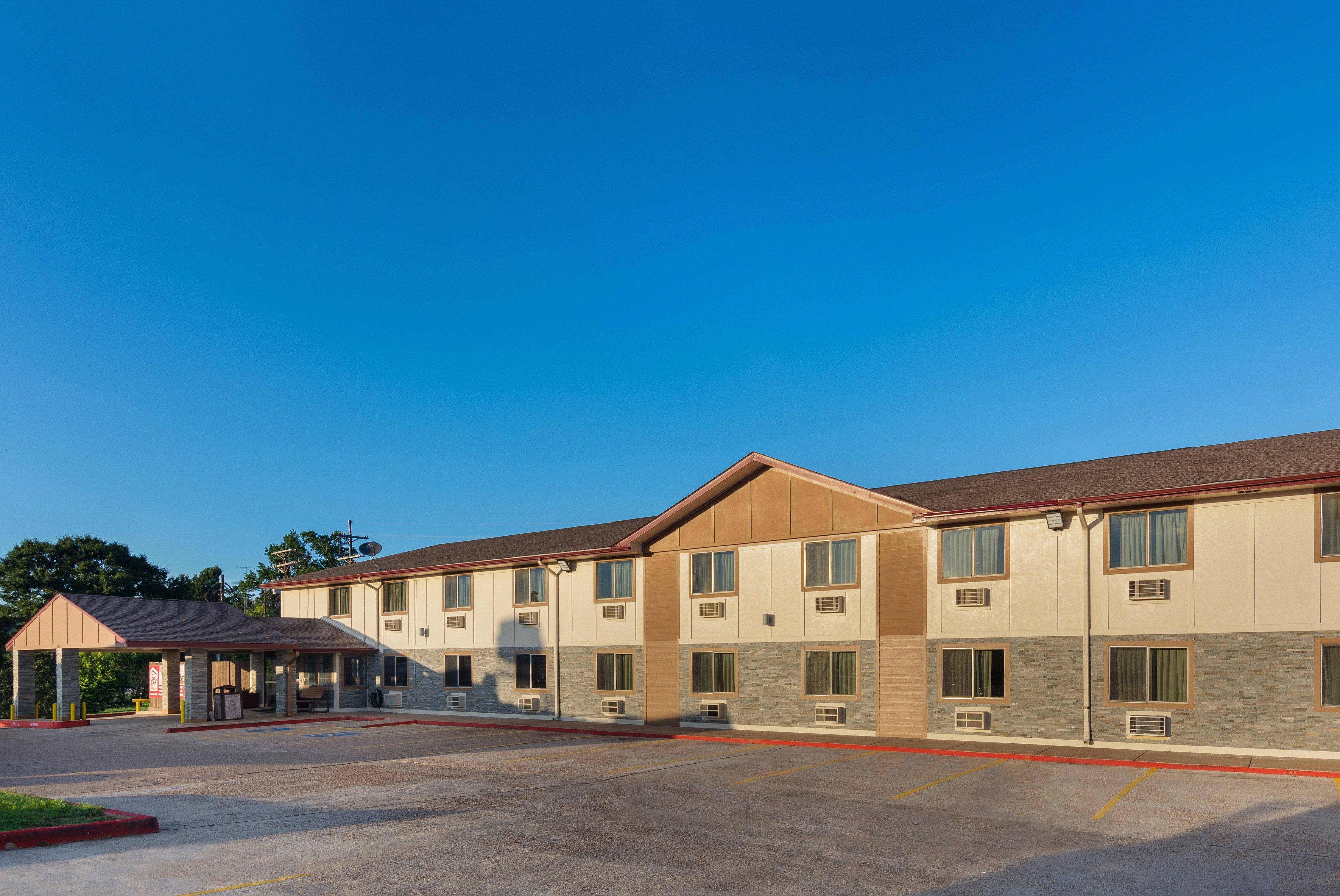 Red Roof Inn Plus+ Huntsville Extérieur photo