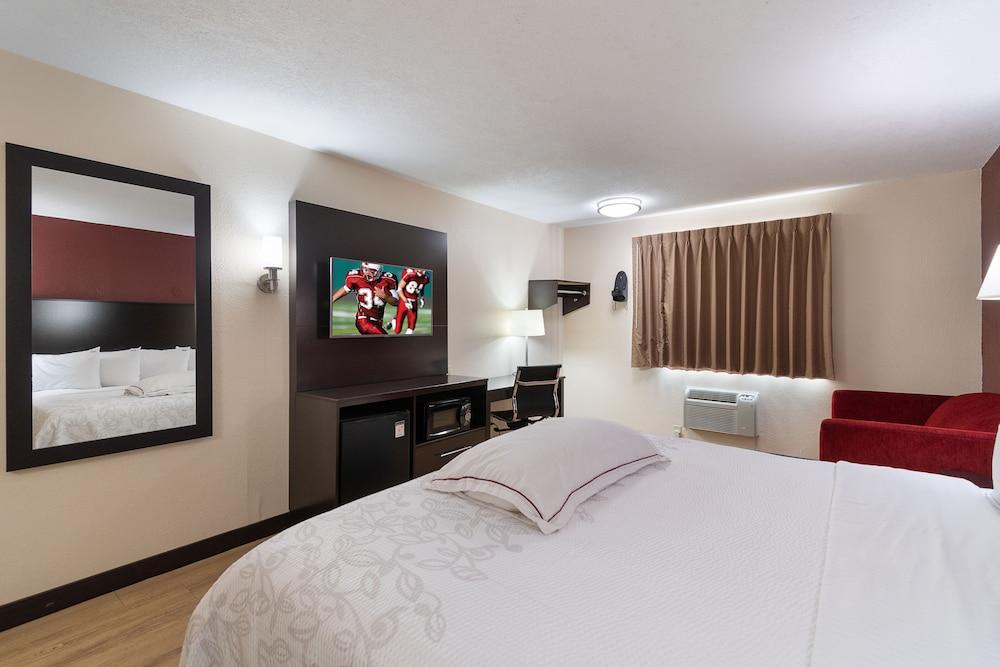 Red Roof Inn Plus+ Huntsville Extérieur photo